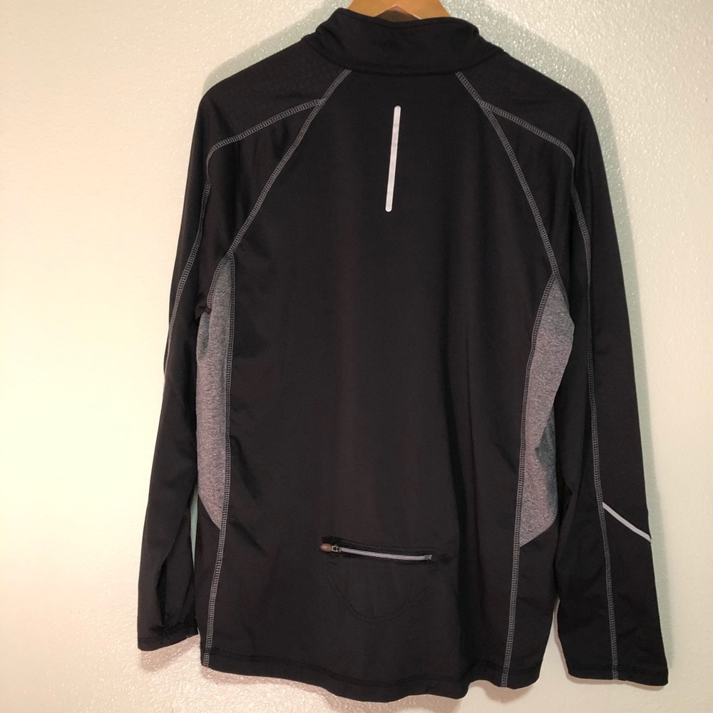 ASICS Sweater - Picture 8 of 8